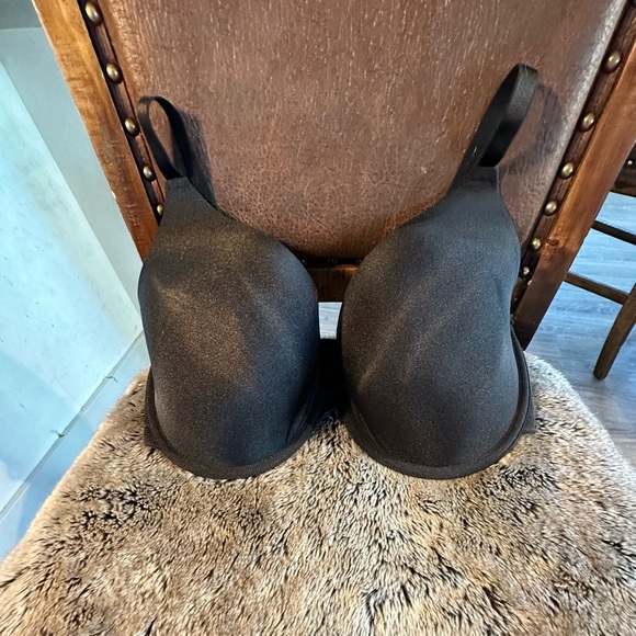 Secret Treasures Black Underwire Bra, size 40 DDD - Picture 1 of 5